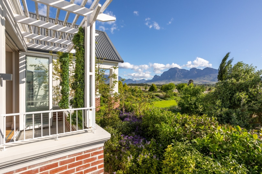 7 Bedroom Property for Sale in Val De Vie Estate Western Cape